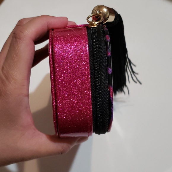 NWOT* Marc Jacobs Cosmetic Case - Picture 6 of 16